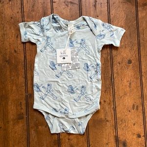 Kate Quinn Onsie